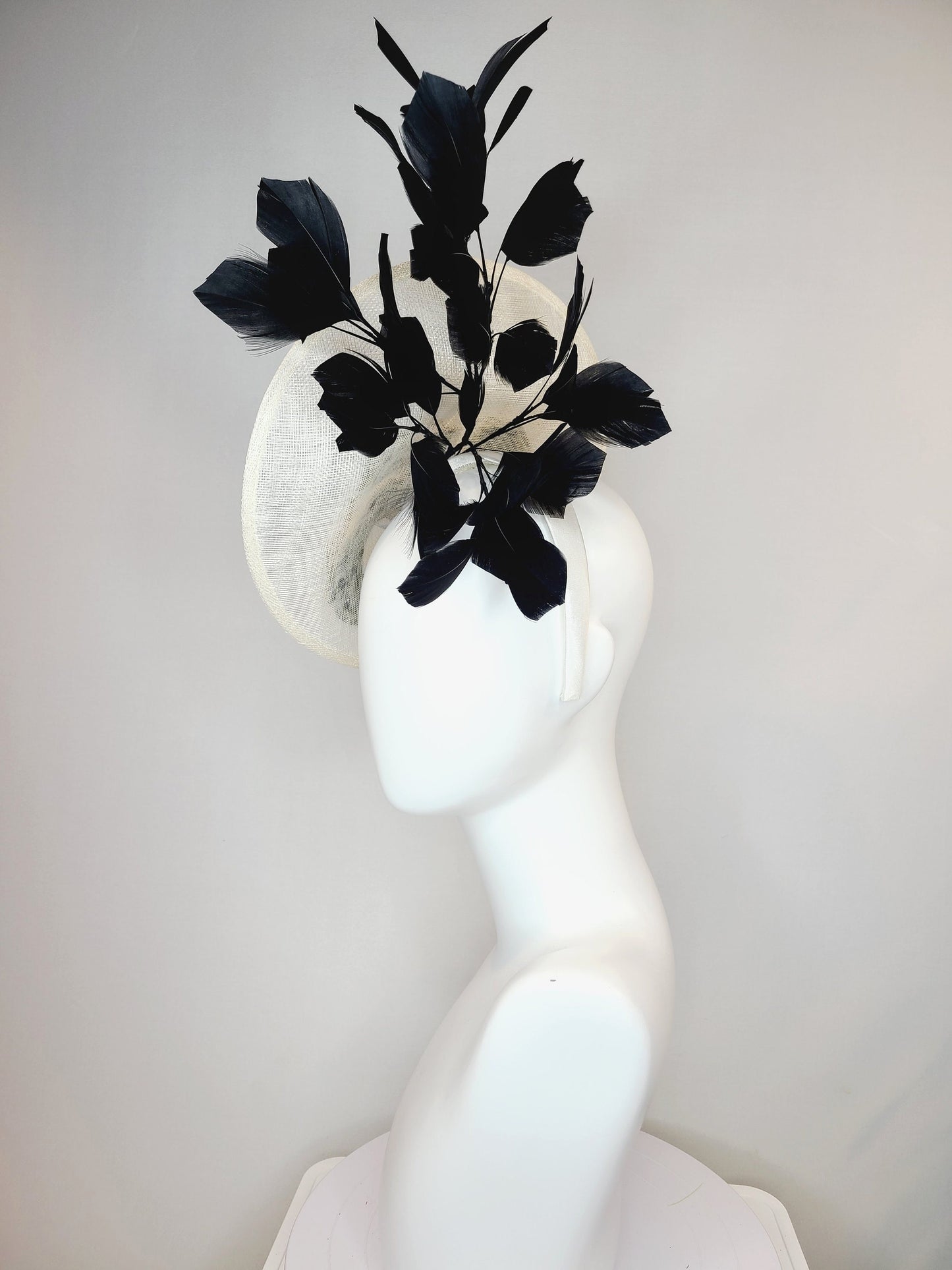 kentucky derby hat fascinator white sinamay saucer with crystal rhinestone jewel beaded rainbow colorful number 45 with large black feathers