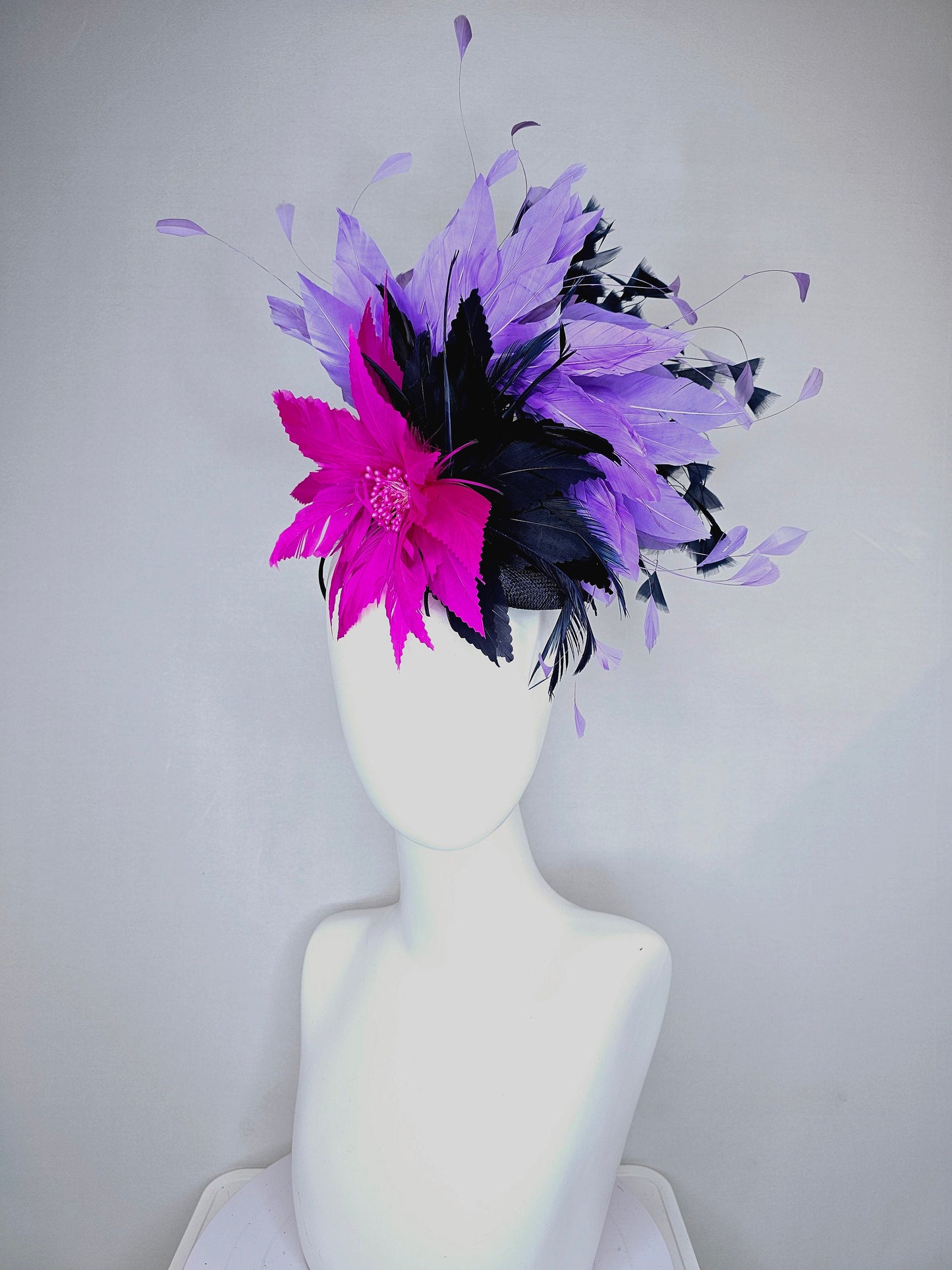 kentucky derby hat fascinator navy sinamay with matchng navy feather flower and navy blue purple feathers hot pink fuchsia feather flower