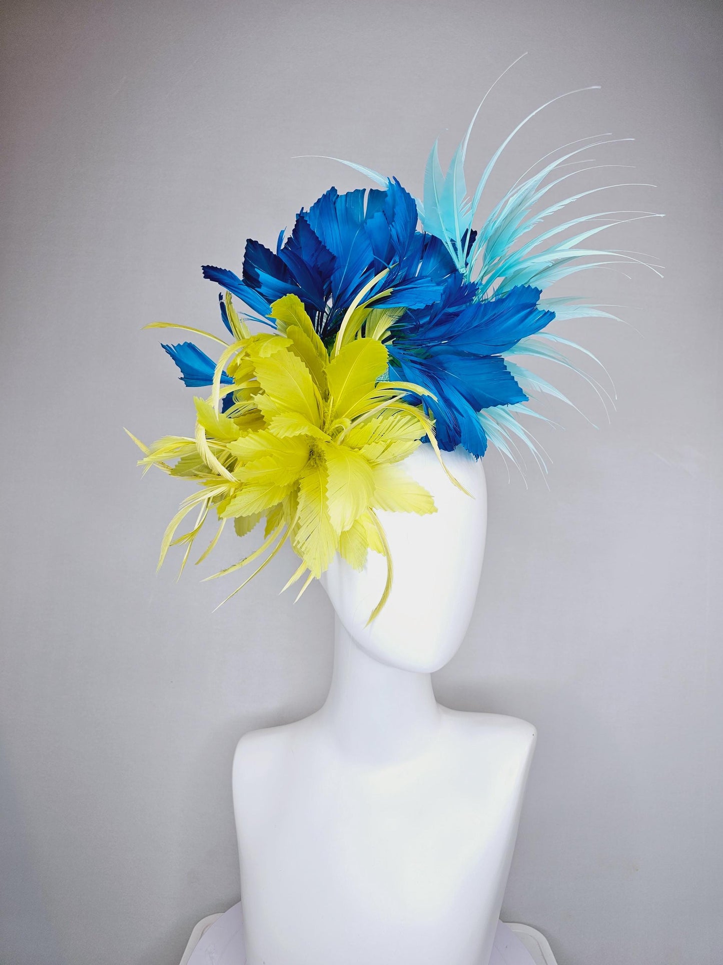 kentucky derby hat fascinator large fluffy yellow zigzag feather flower with royal blue and light sky blue branching feathers