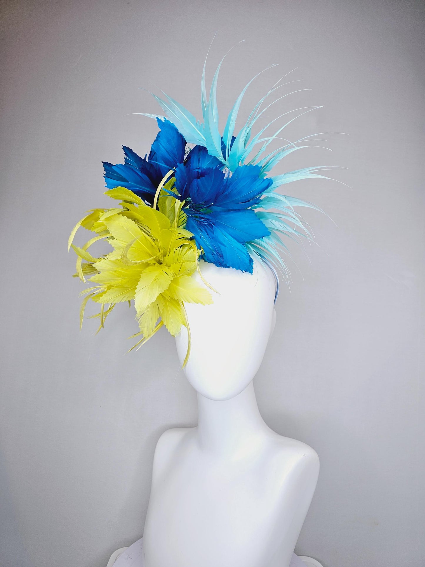 kentucky derby hat fascinator large fluffy yellow zigzag feather flower with royal blue and light sky blue branching feathers