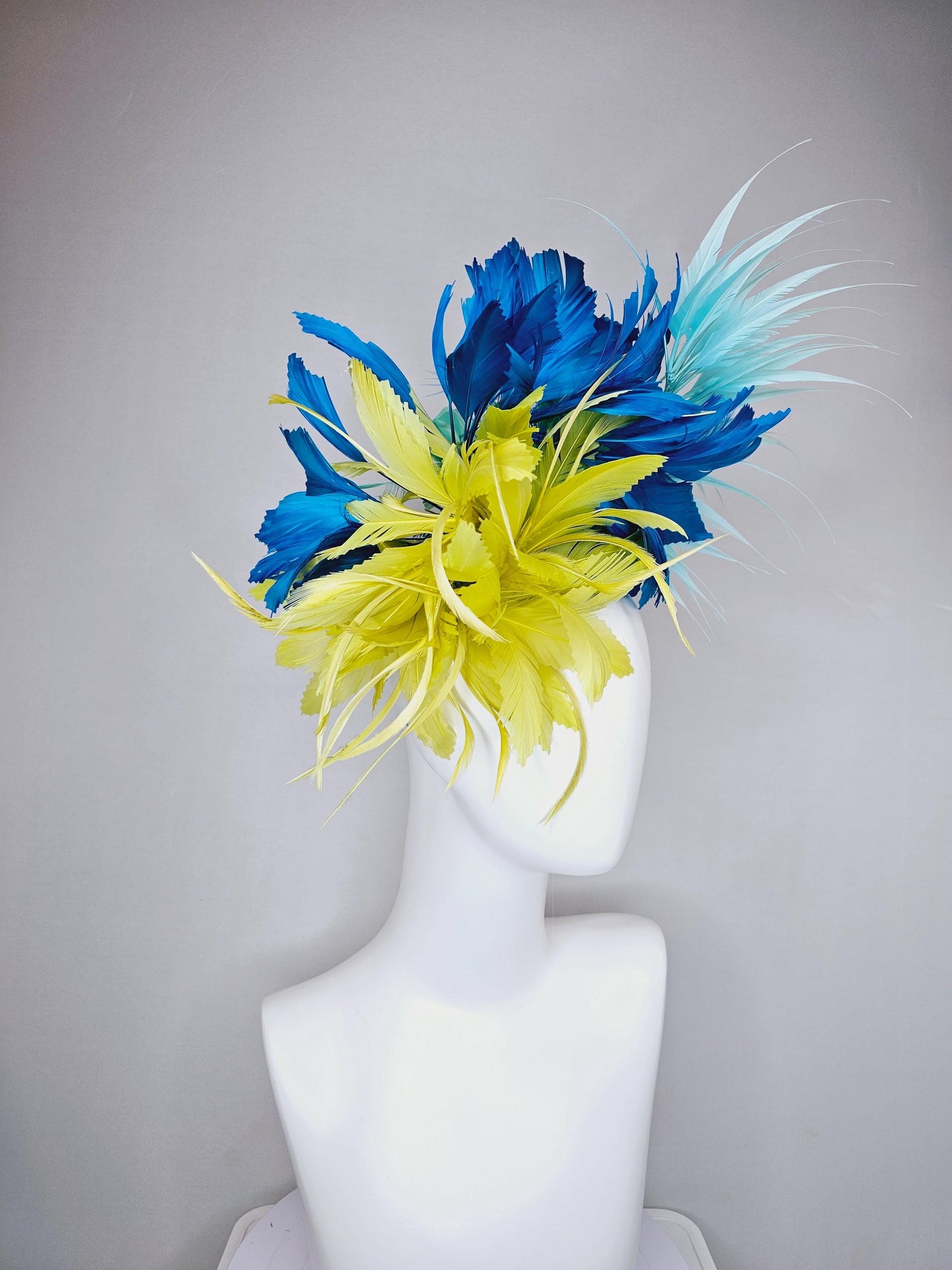 kentucky derby hat fascinator large fluffy yellow zigzag feather flower with royal blue and light sky blue branching feathers