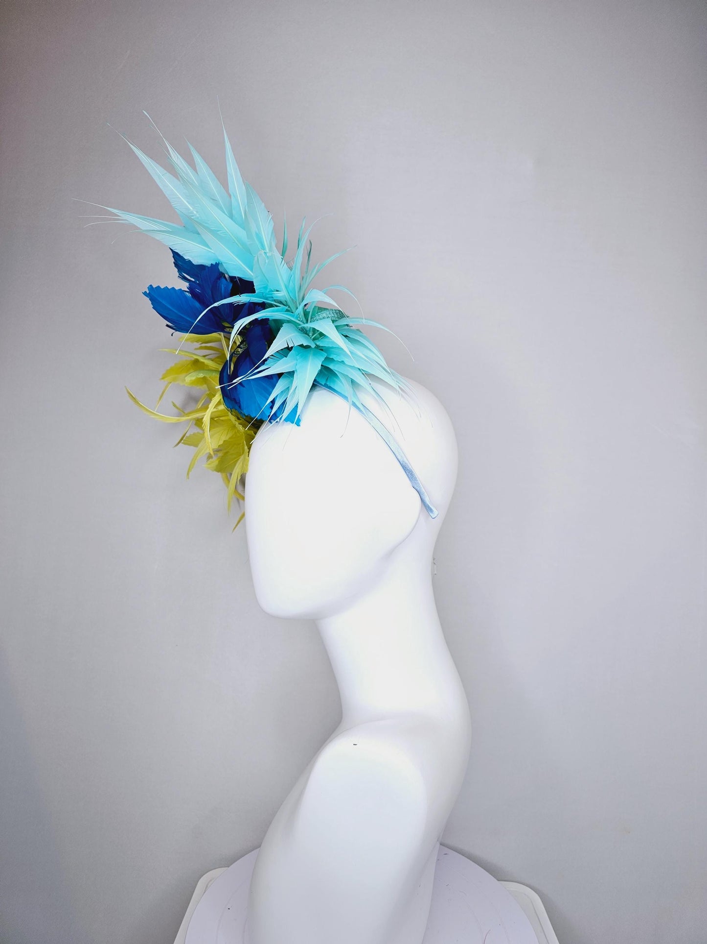 kentucky derby hat fascinator large fluffy yellow zigzag feather flower with royal blue and light sky blue branching feathers