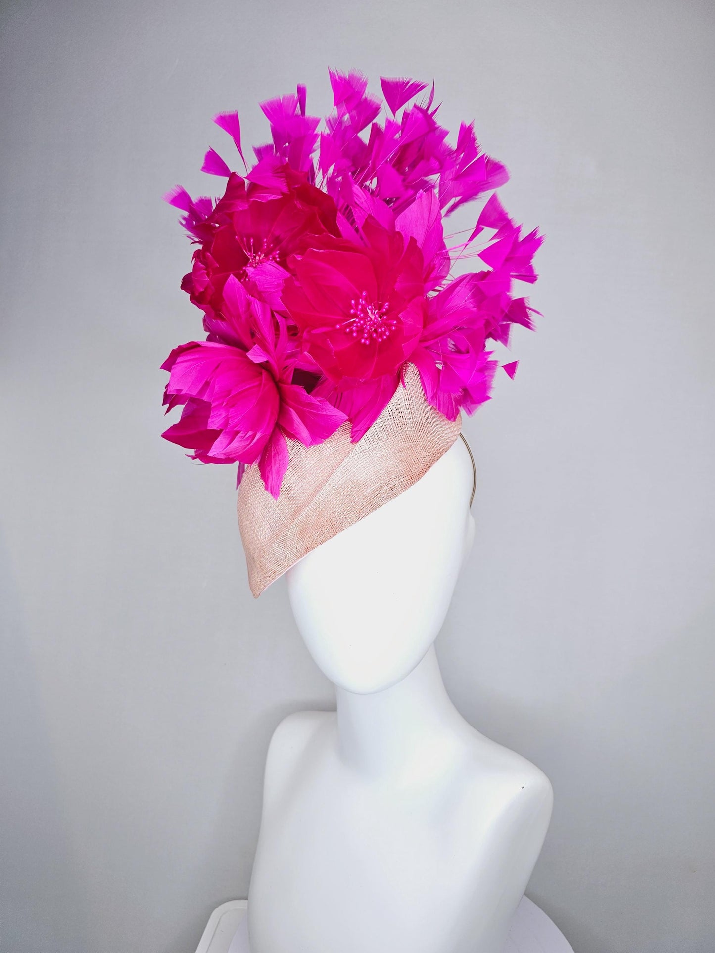 kentucky derby hat fascinator light blush pink pointed teardrop perch sinamay with fluffy fuchsia pink feather flowers pink feathers