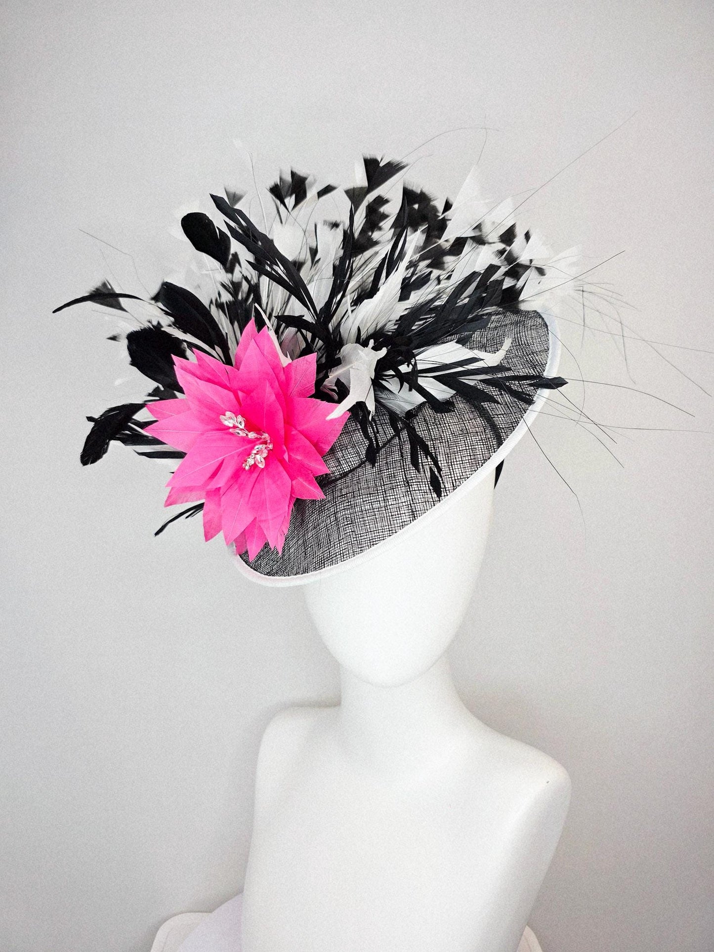 kentucky derby hat fascinator black and white sinamay saucer with white sinamay trim pink feather flower black and white branching feathers