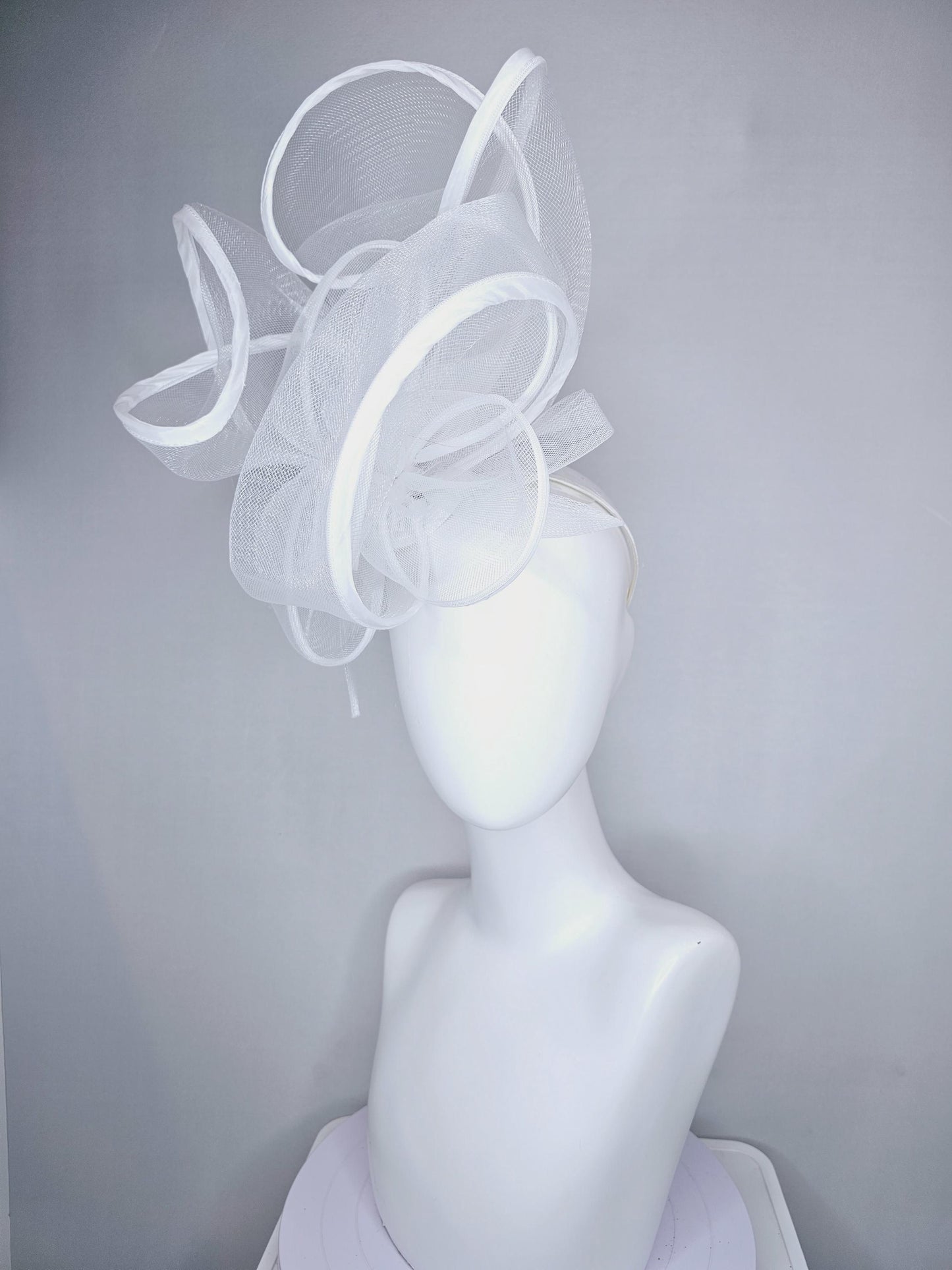 kentucky derby hat fascinator with white neutral mesh and wired ribbon large bendable decor with white branching feathers