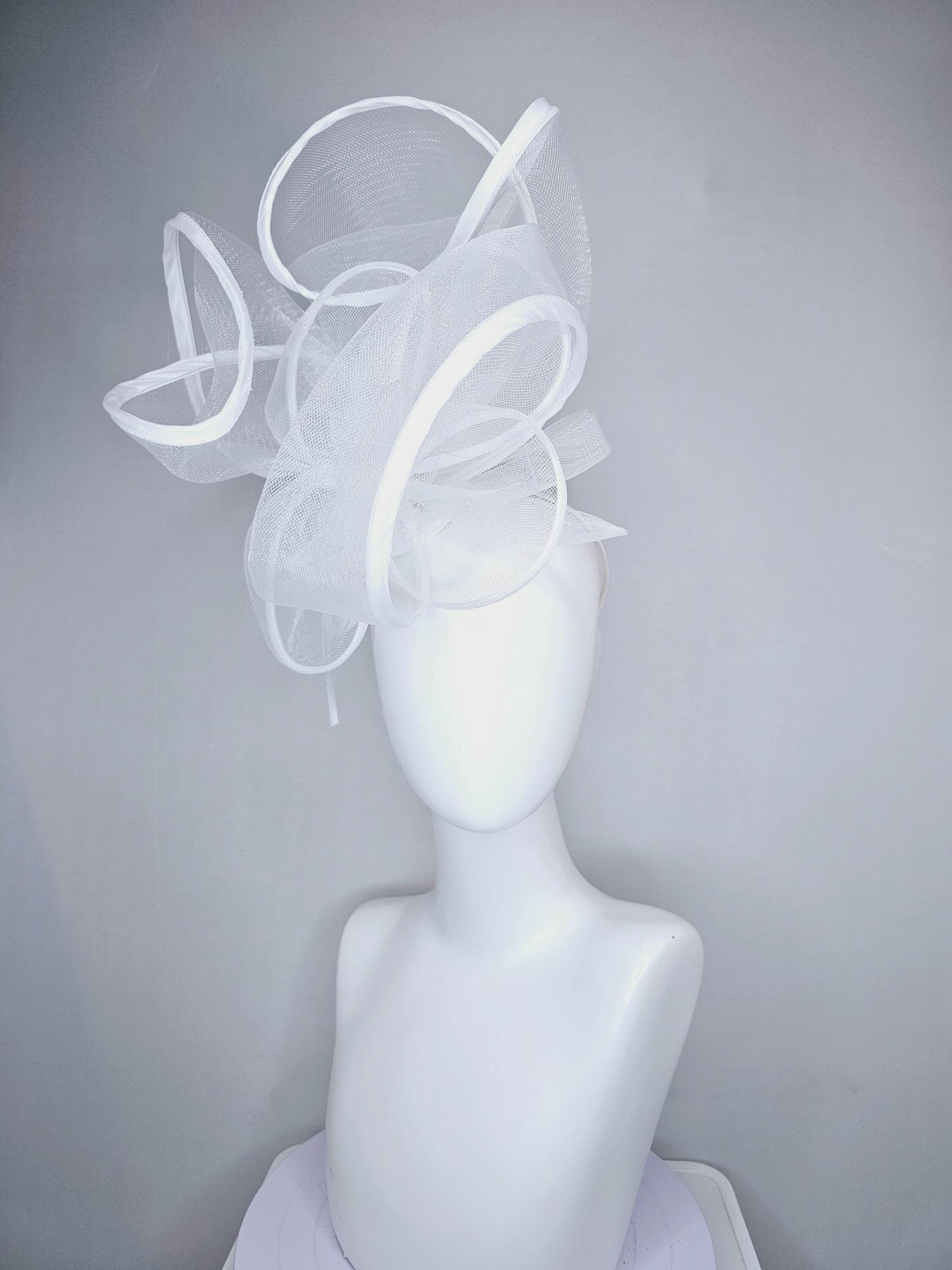 kentucky derby hat fascinator with white neutral mesh and wired ribbon large bendable decor with white branching feathers