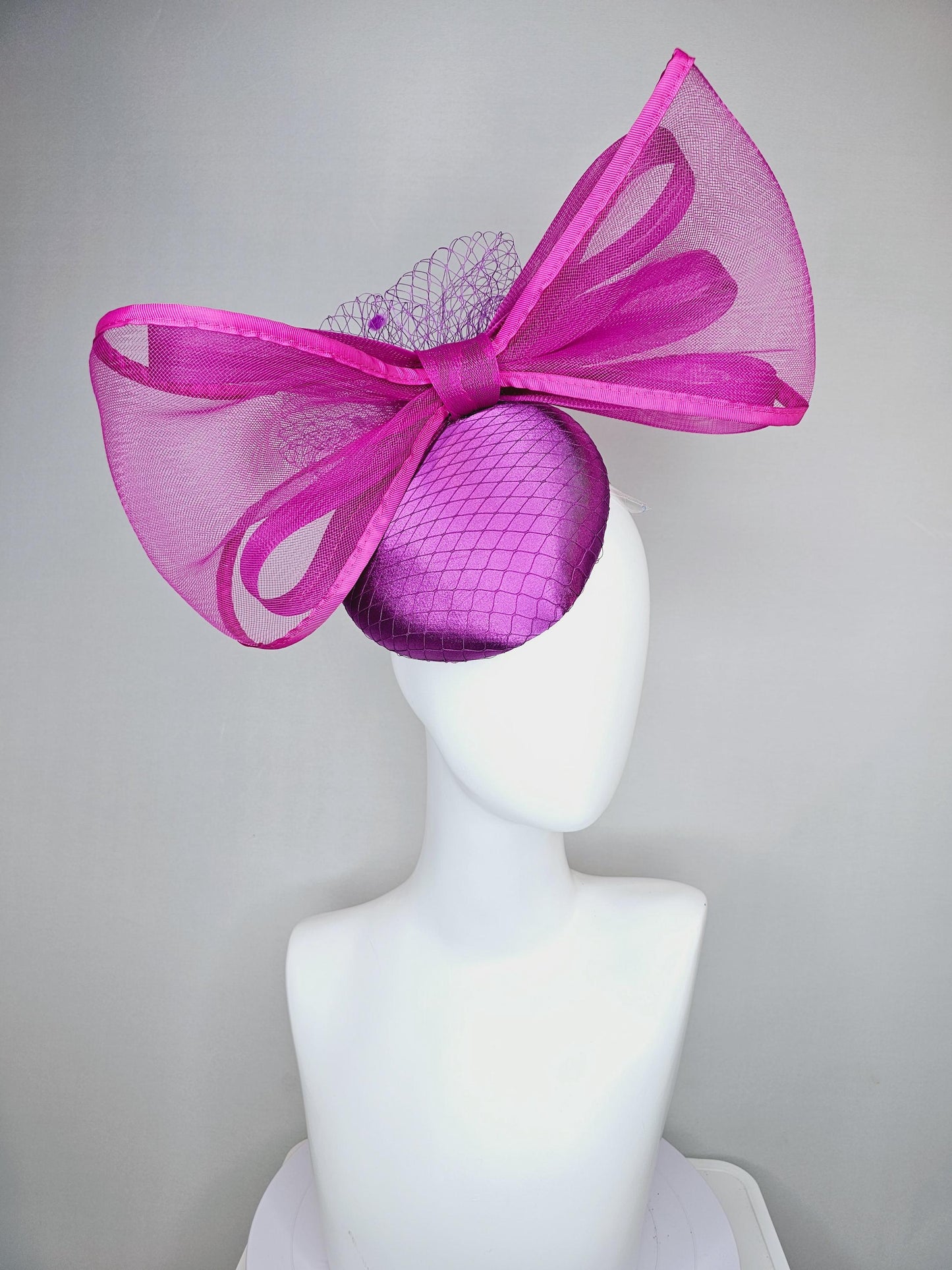 kentucky derby hat fascinator violet purple satin with netting and large mesh magenta purple pink bow