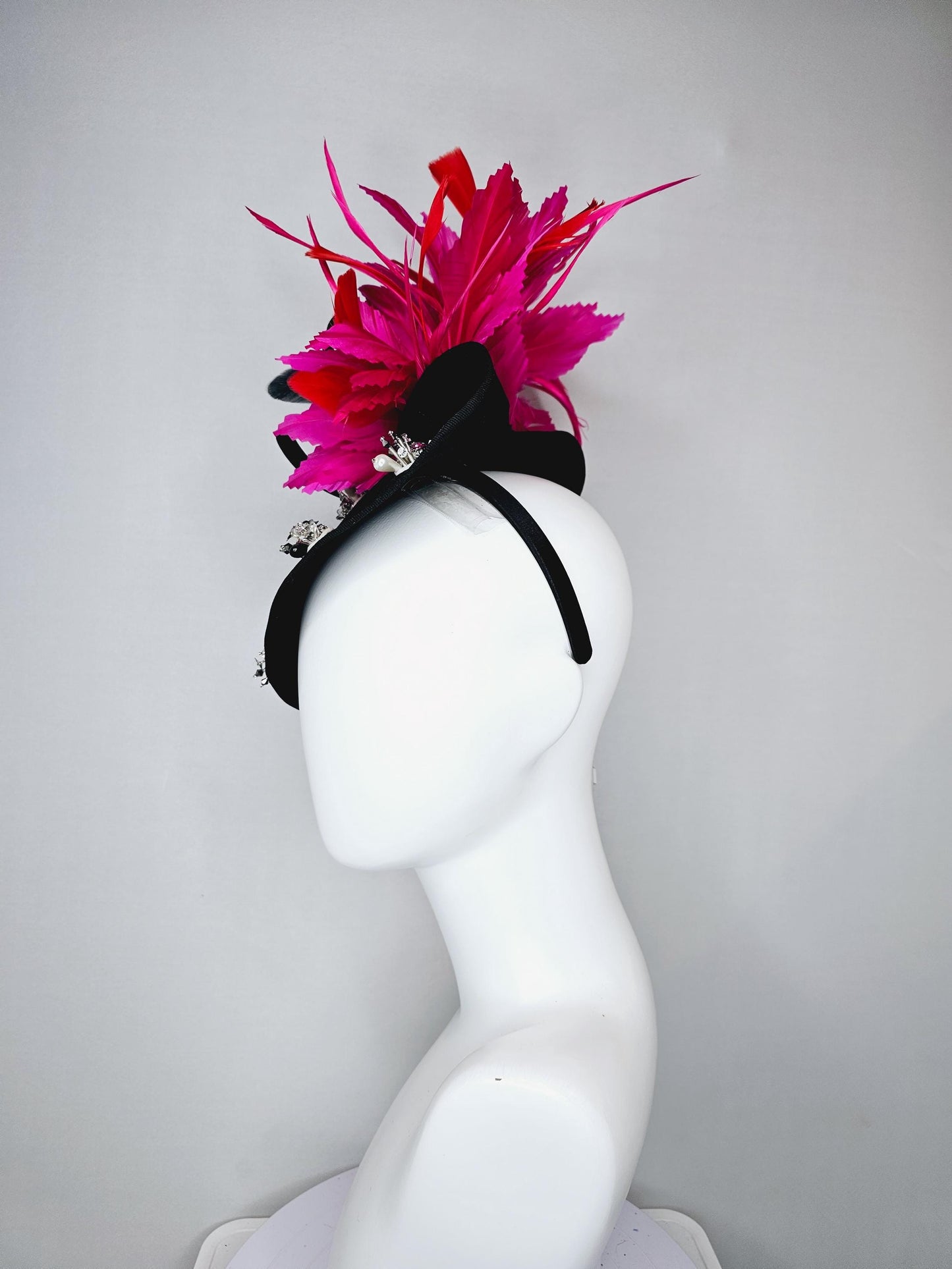 kentucky derby hat fascinator black satin saucer with pearl silver pink crystal rhinestone beaded, hot pink fuchsia red branching feathers