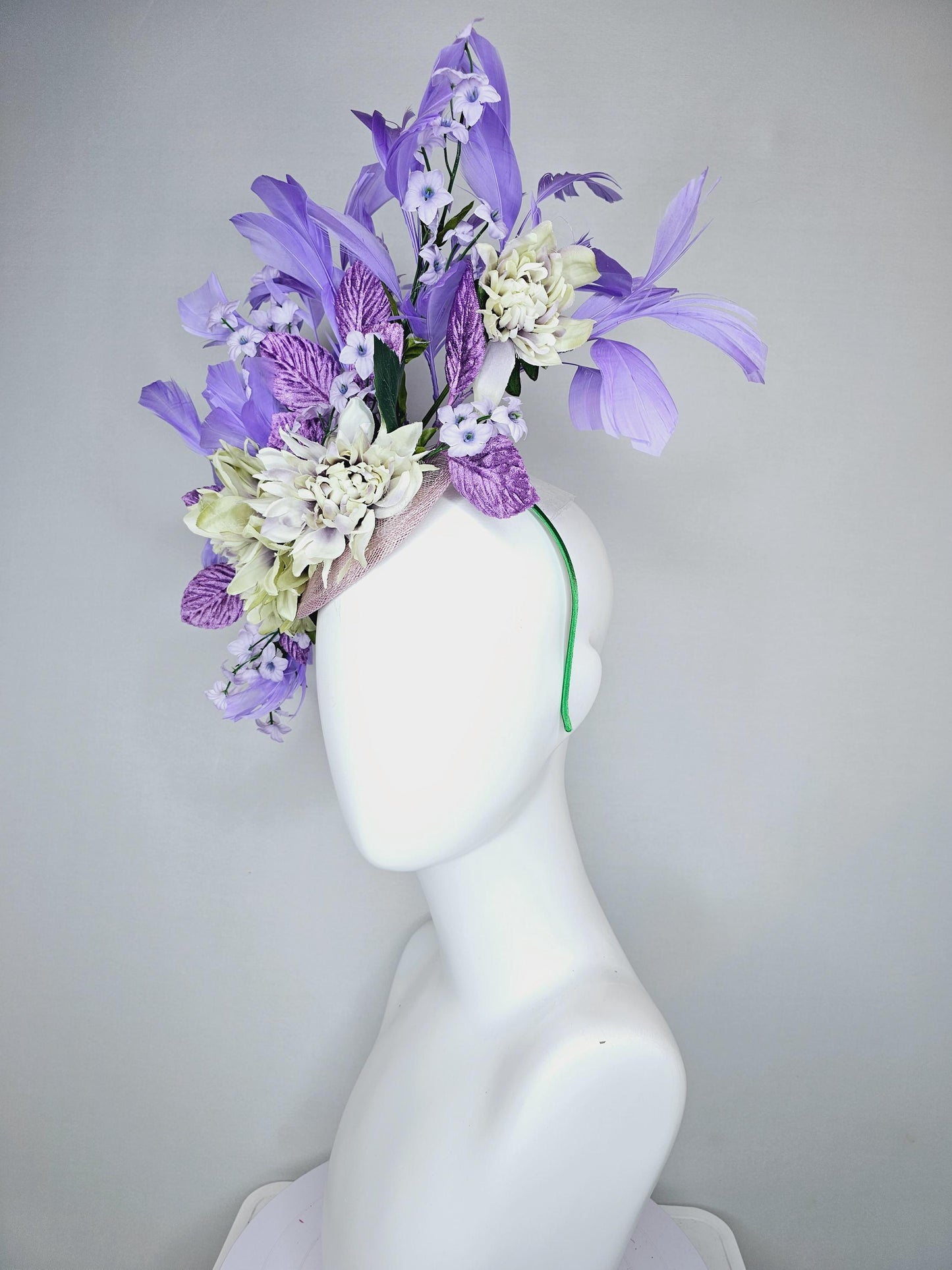 kentucky derby hat fascinator lavender sinamay,lavender neutral cream satin flowers,purple lavender green leaves,purple lavender feathers