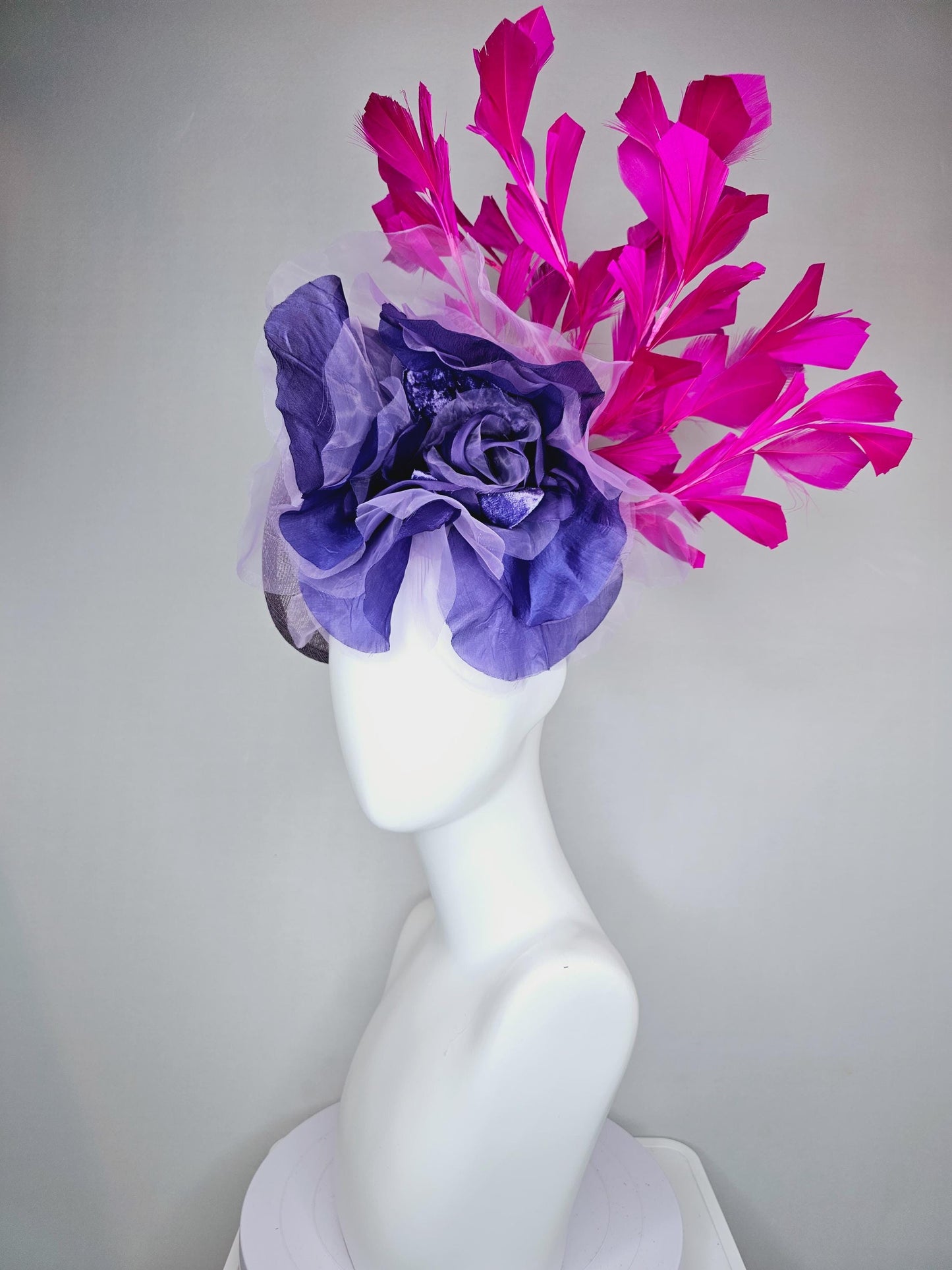 kentucky derby hat fascinator gray sinamay saucer with large lavender purple organza satin rose and bright fuchsia pink branching feathers