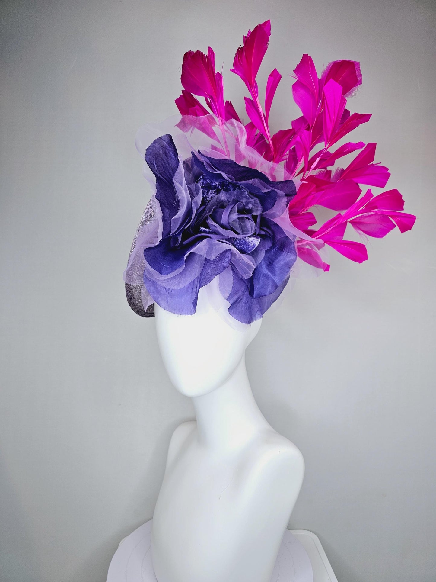 kentucky derby hat fascinator gray sinamay saucer with large lavender purple organza satin rose and bright fuchsia pink branching feathers