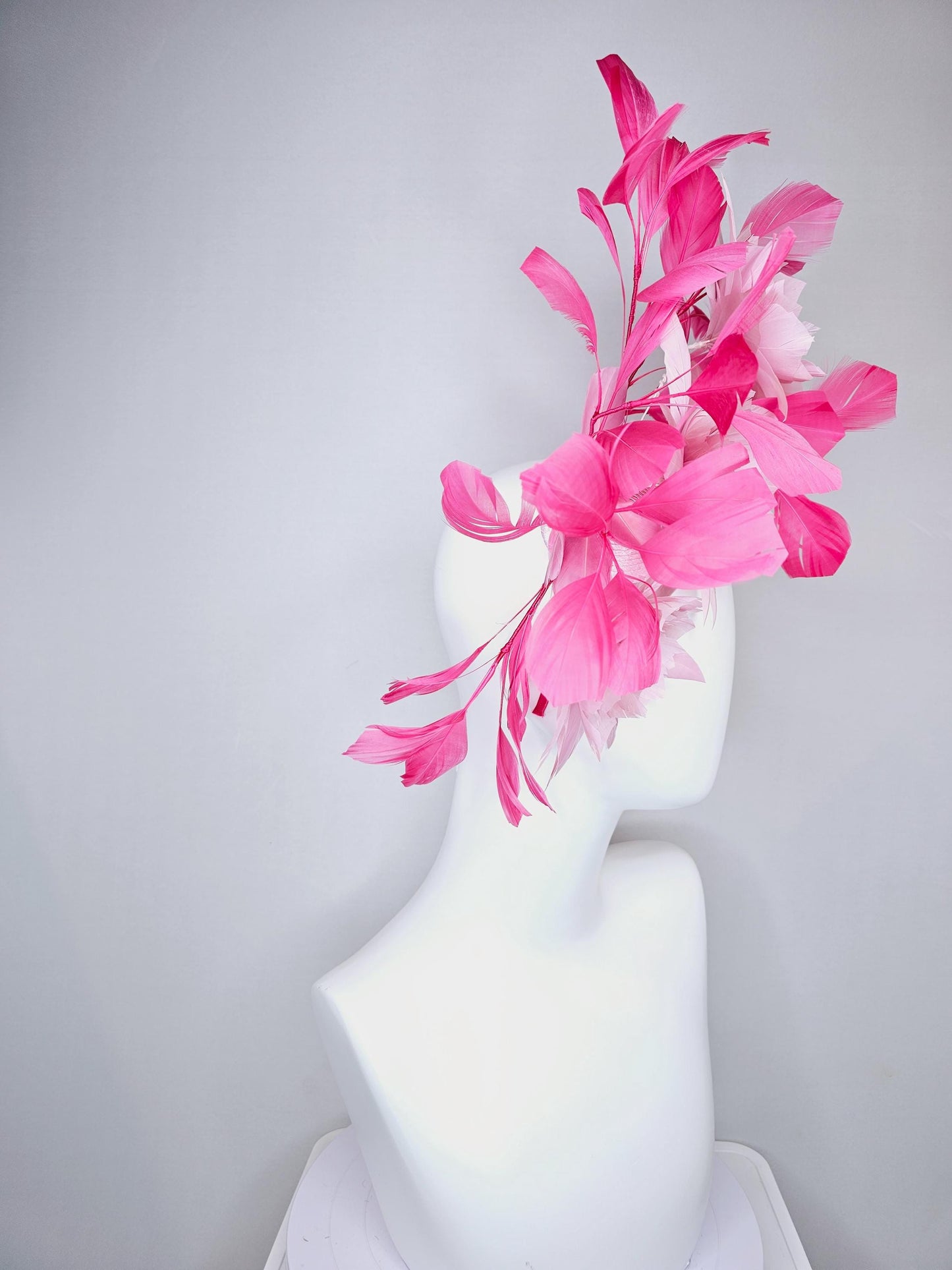 kentucky derby hat fascinator with large light blush pink feather flowers and raspberry hot pink branching feathers