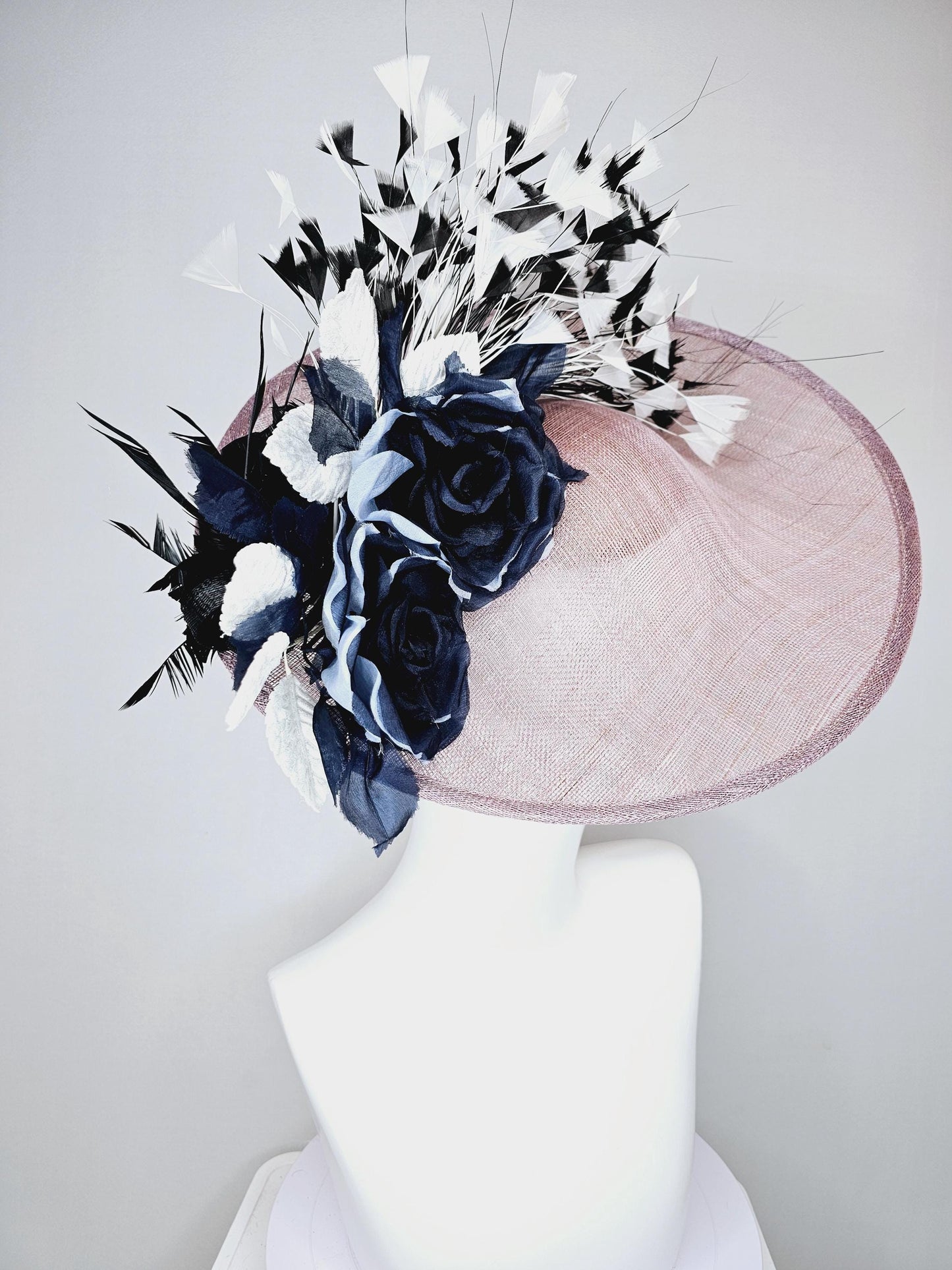 kentucky derby hat fascinator mauve taupe gray sinamay saucer black and white organza roses black and white leaves black and white feathers