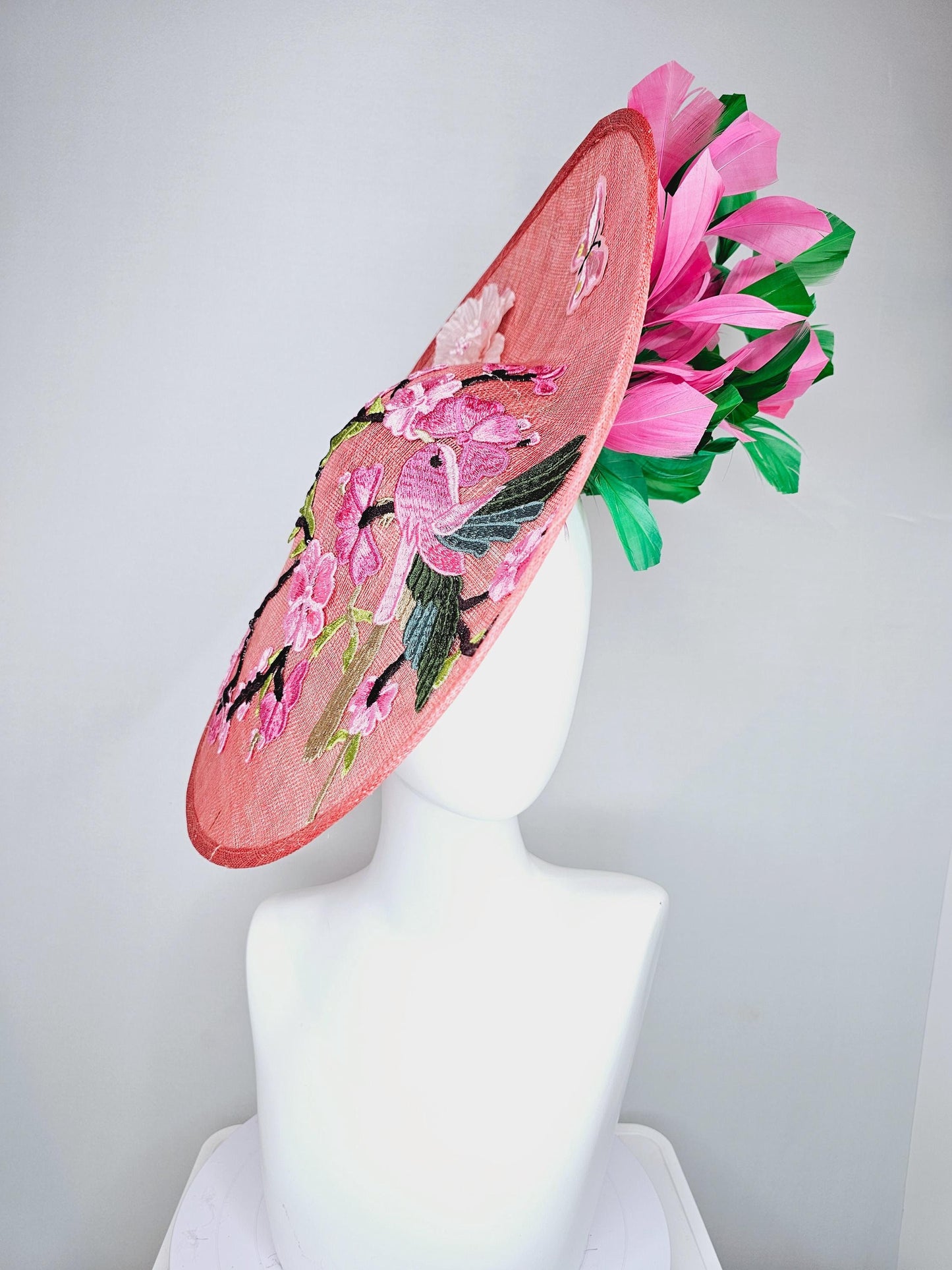 kentucky derby hat fascinator large peach pink sinamay saucer w/pink green embroidered flower bird butterfly,pink and emerald green feathers