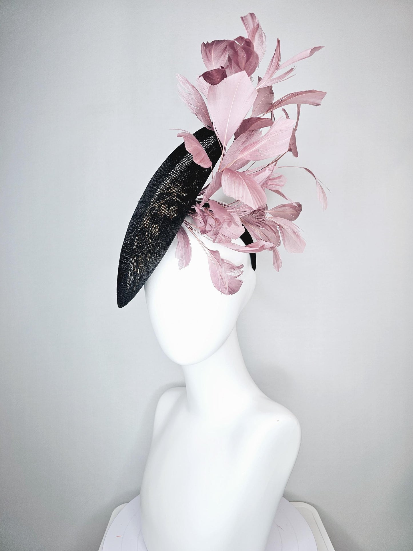 kentucky derby hat fascinator black sinamay saucer with embroidered yellow gold flowers and dusty rose pink branching feathers