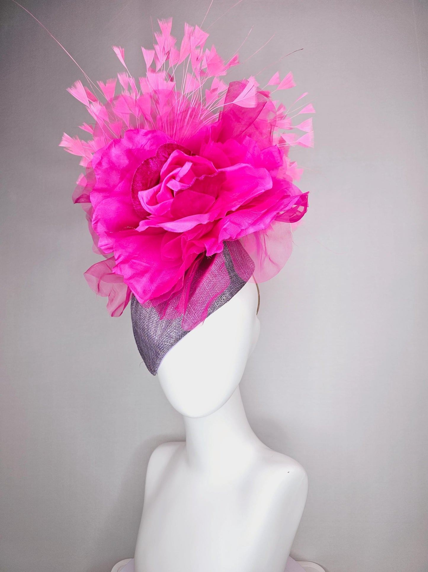 kentucky derby hat fascinator lavender purple pointed teardrop perch sinamay large bright pink organza satin flower and baby pink feathers