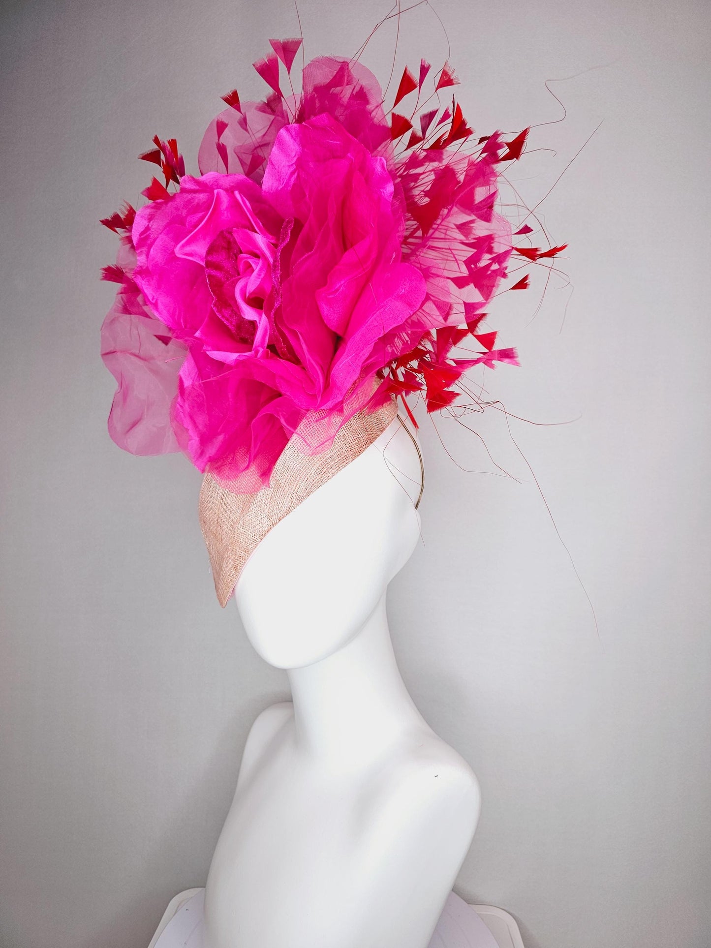 kentucky derby hat fascinator champagne pink pointed teardrop perch sinamay large bright pink organza satin flower and scarlet red feathers