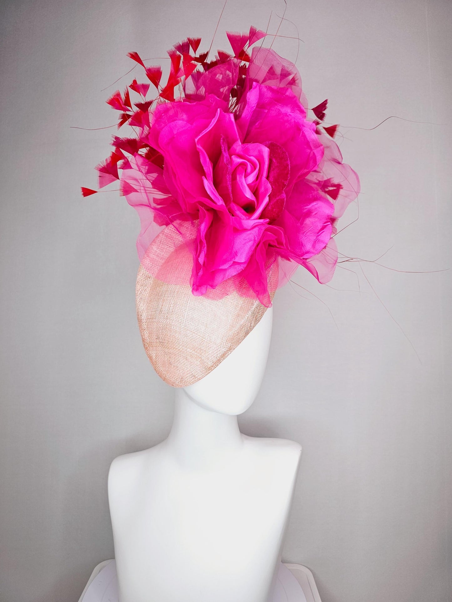 kentucky derby hat fascinator champagne pink pointed teardrop perch sinamay large bright pink organza satin flower and scarlet red feathers