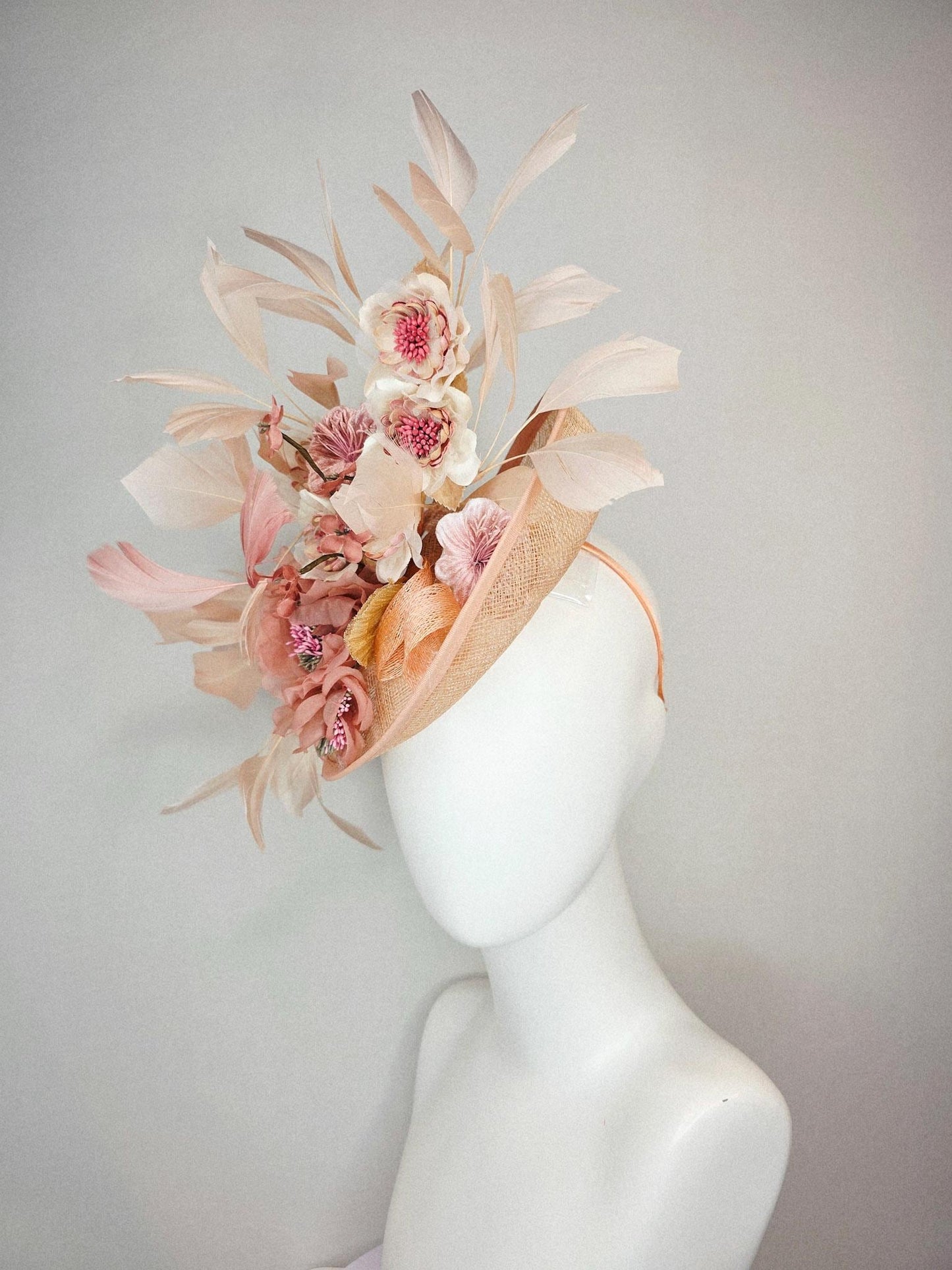 kentucky derby hat fascinator champagne beige sinamay saucer with curls dusty rose light pink organza satin flowers champagne beige feathers