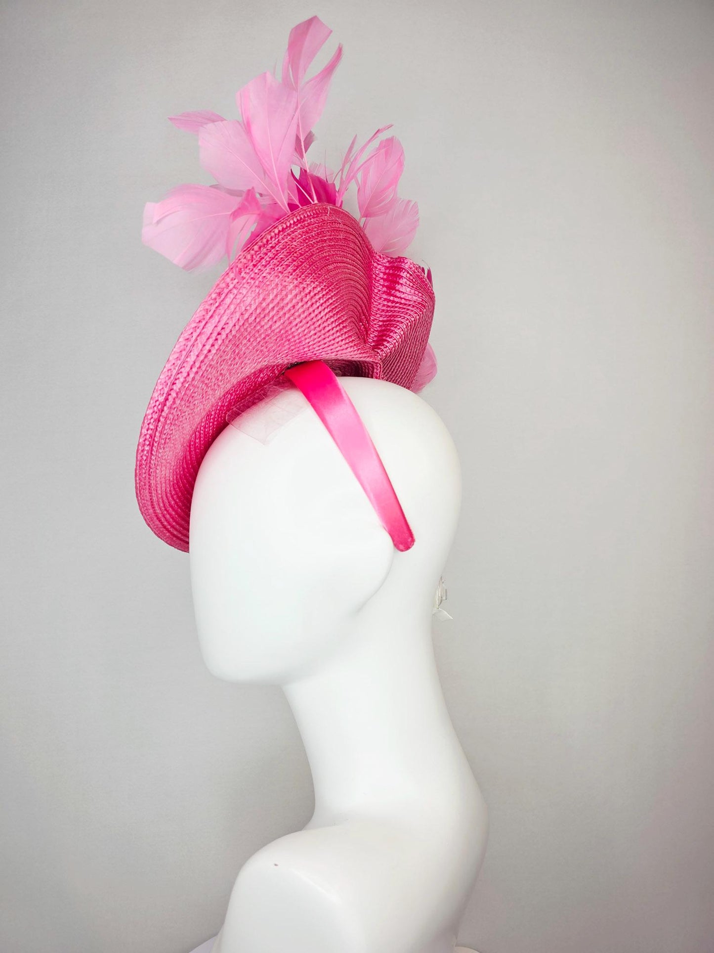 kentucky derby hat fascinator hot pink straw saucer with pink straw bow and fuchsia and blush pink branching feathers