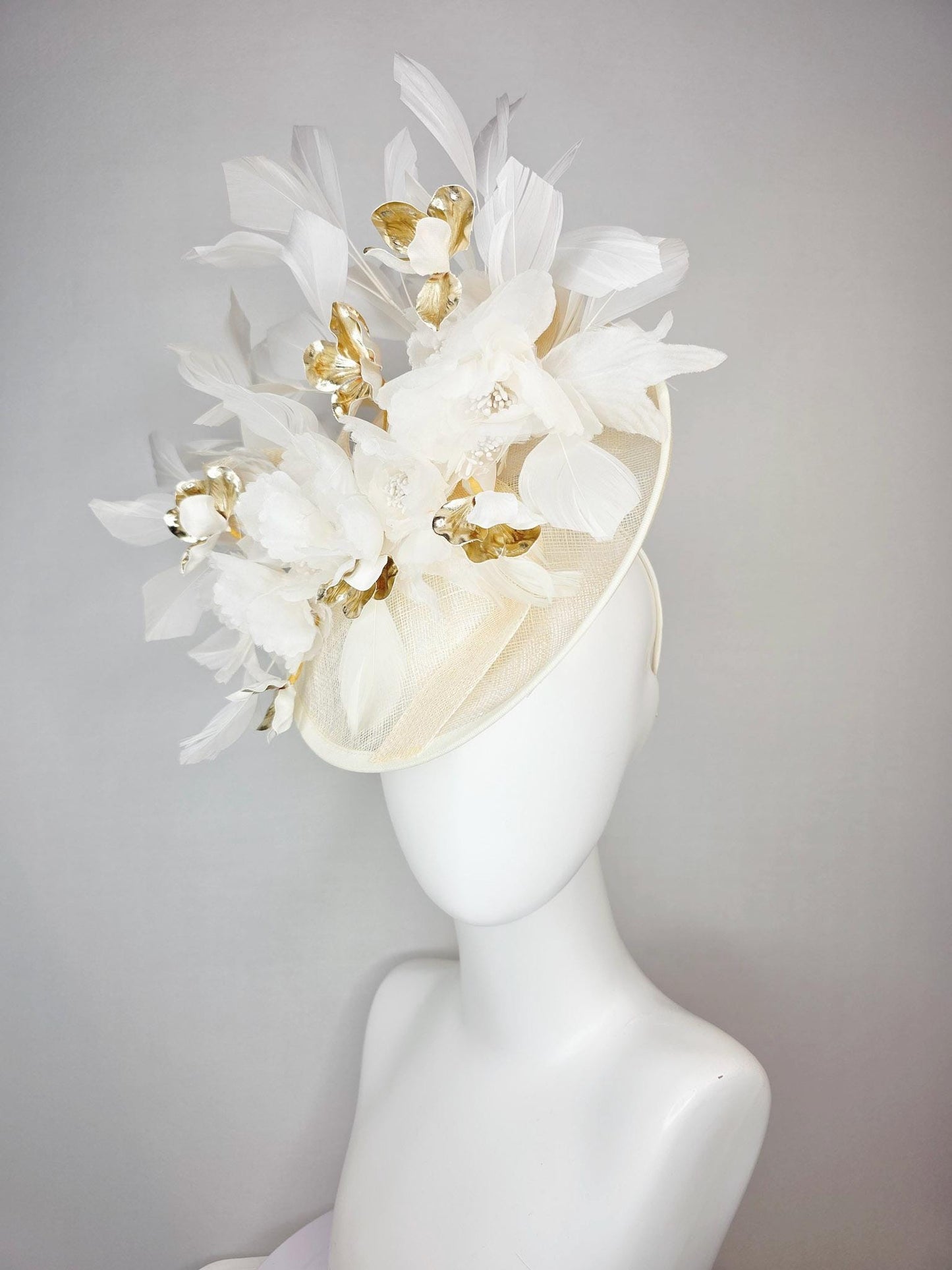 kentucky derby hat fascinator neutral cream ivory beige sinamay saucer with bow white organza flowers and gold orchids and white feathers