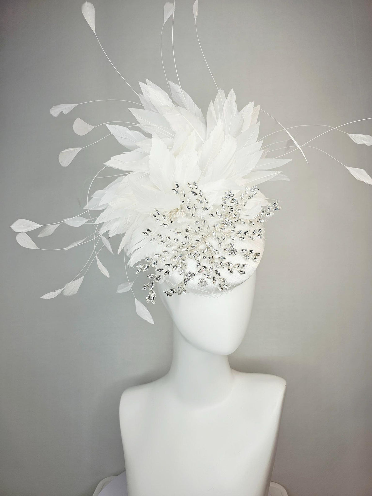 kentucky derby hat fascinator neutral ivory white satin with netting leaf vine clear silver crystal rhinestone fluffy white feathers