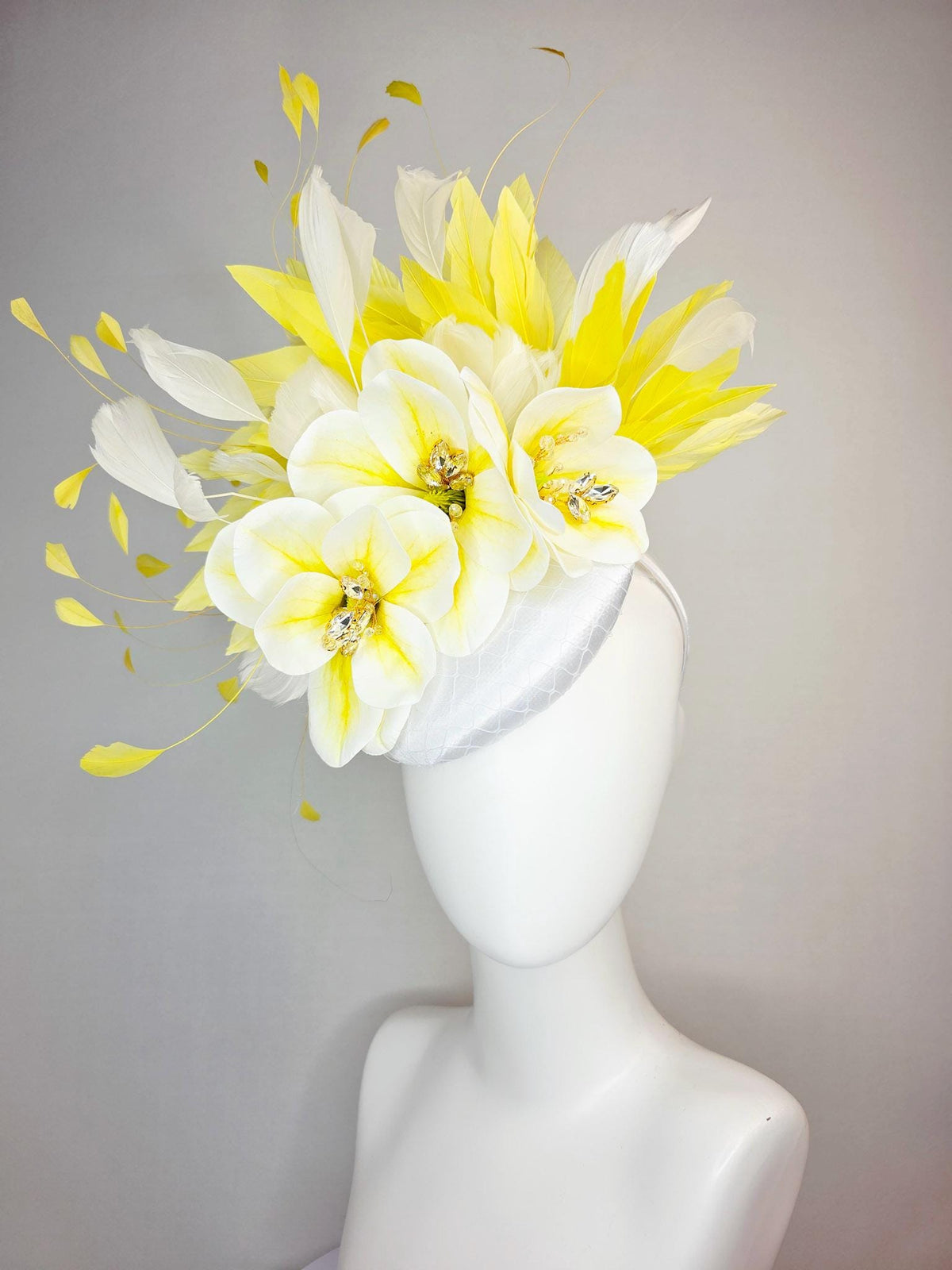 kentucky derby hat fascinator white satin with netting yellow white satin flowers crystal rhinestone center yellow white branching feathers