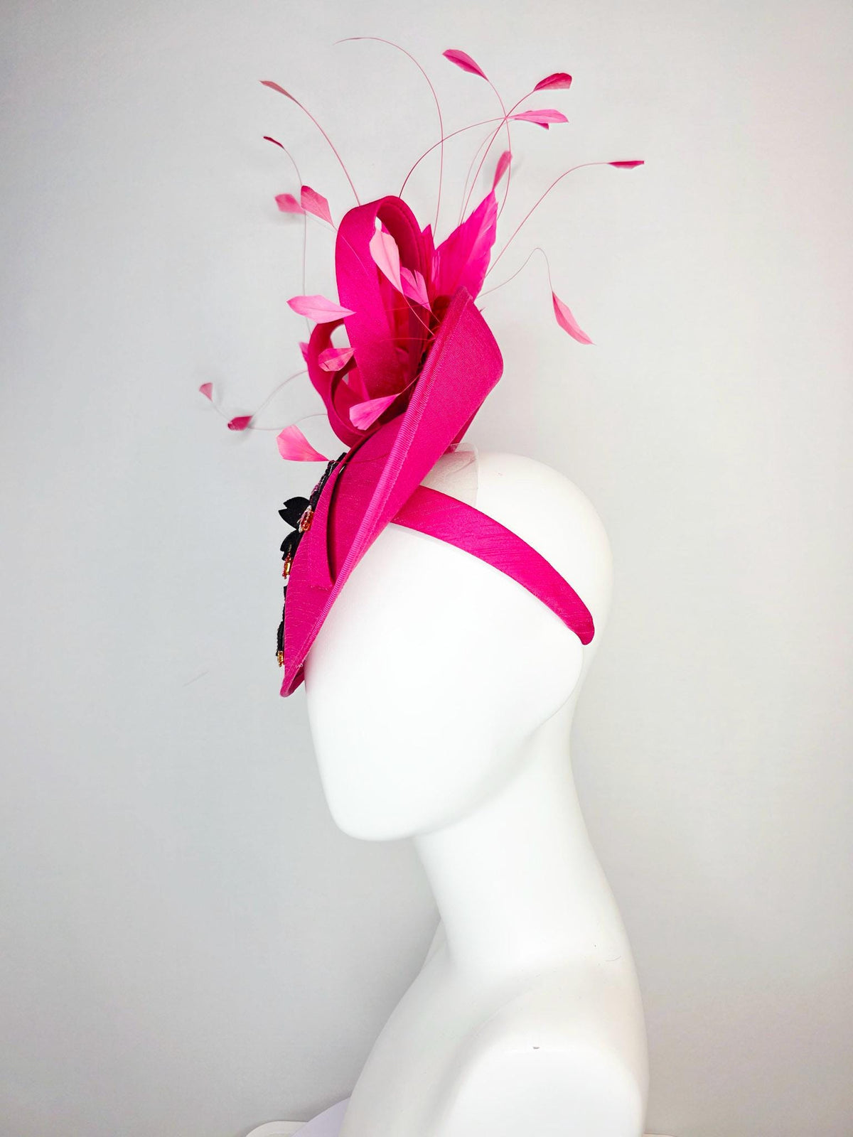 kentucky derby hat fascinator hot pink shantung saucer with shantung bow pink and red crystal rhinestone flowers fuchsia pink feathers