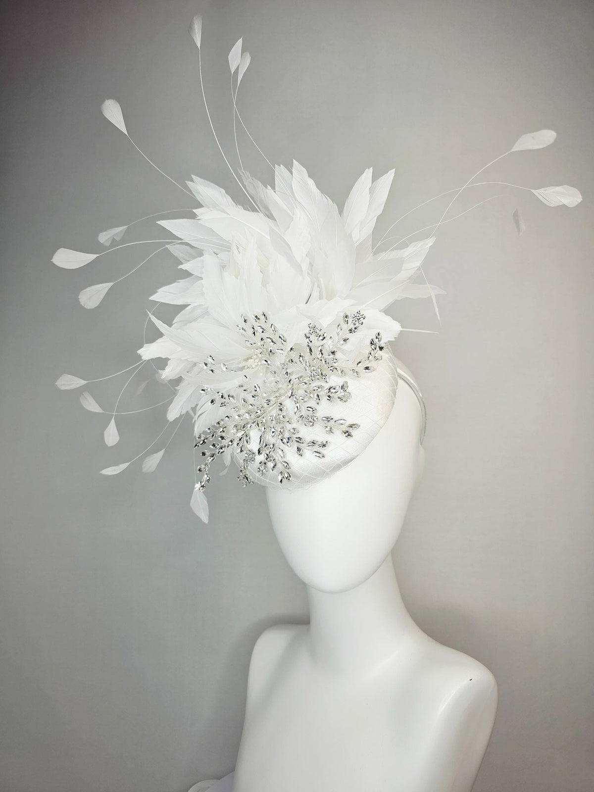 kentucky derby hat fascinator neutral ivory white satin with netting leaf vine clear silver crystal rhinestone fluffy white feathers