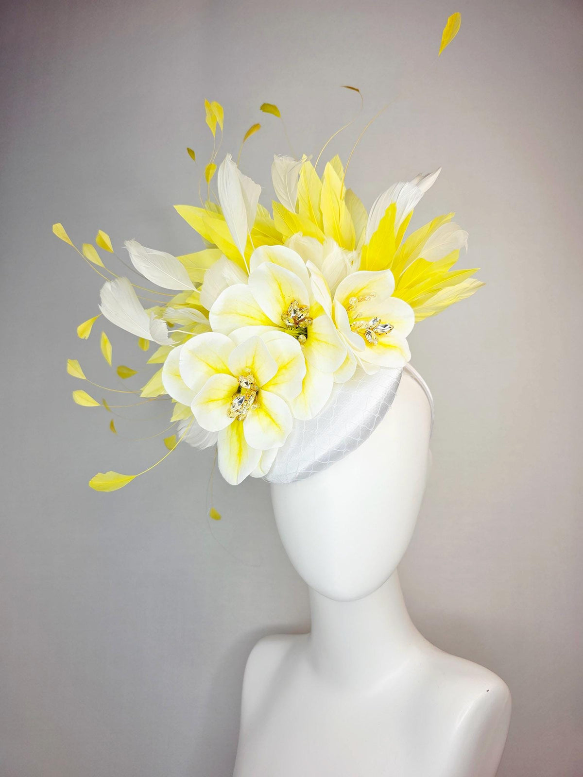 kentucky derby hat fascinator white satin with netting yellow white satin flowers crystal rhinestone center yellow white branching feathers