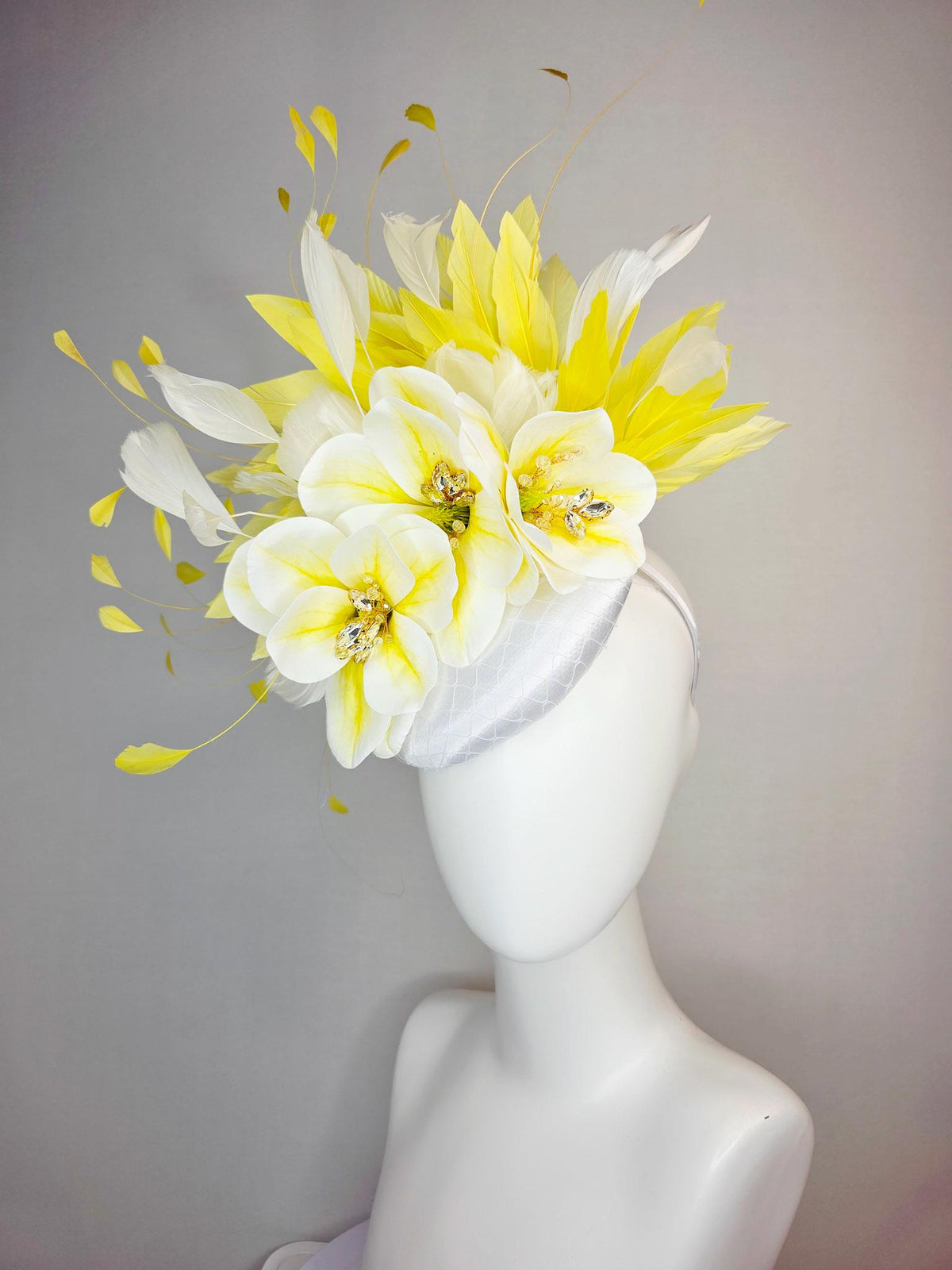 kentucky derby hat fascinator white satin with netting yellow white satin flowers crystal rhinestone center yellow white branching feathers